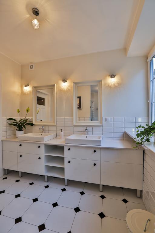 Apartament Bursztynowy Mariacka Old Town Гданск Стая снимка