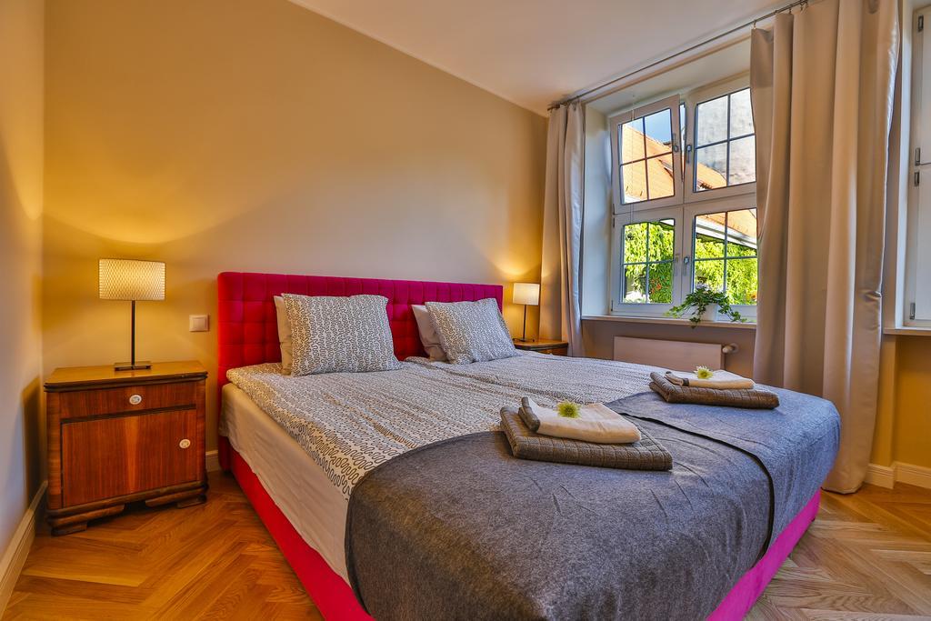 Apartament Bursztynowy Mariacka Old Town Гданск Стая снимка